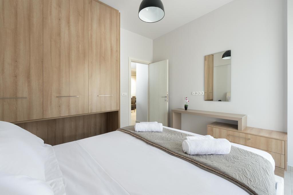 Lardos Luxury Apartments エクステリア 写真