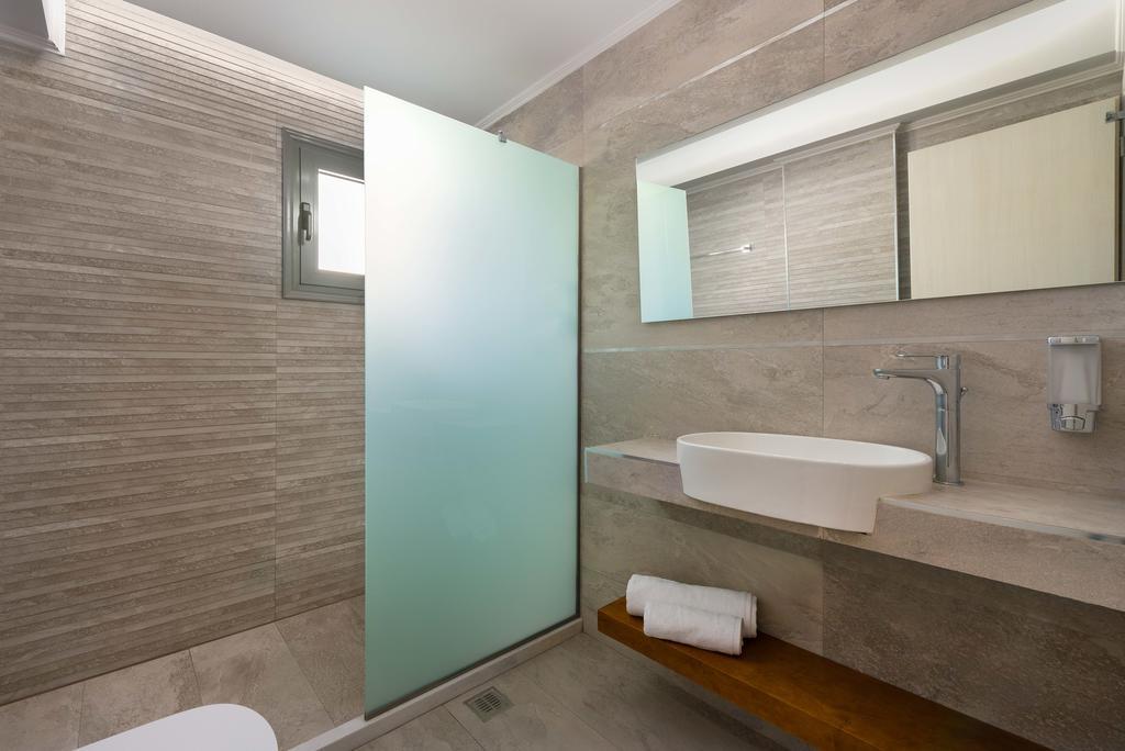 Lardos Luxury Apartments エクステリア 写真